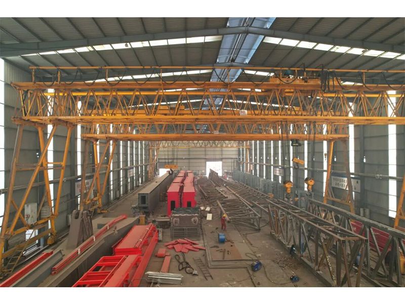 厚積薄發(fā) | ME600/20t-40m H=45m雙梁門式起重機